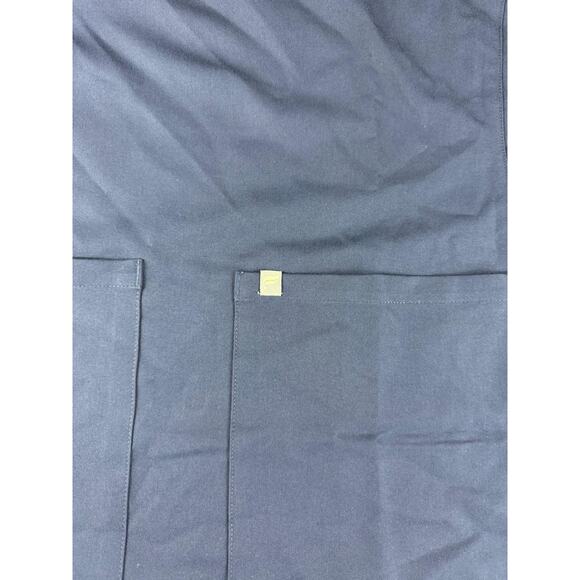 Fabletics Navy Blue Scrub Top - Women's XXL/1X - Pockets - Picture 8 of 8